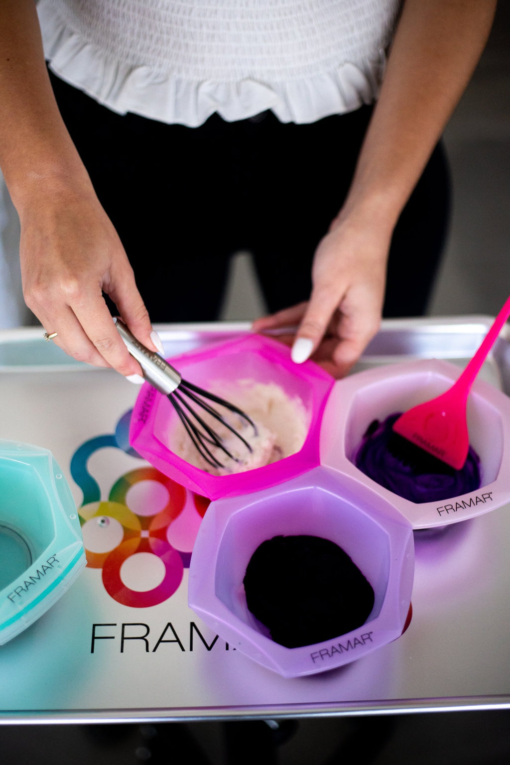 Mezclador Framar Color Whisk | Batidor Antigrumos para Tinte - imagen 3