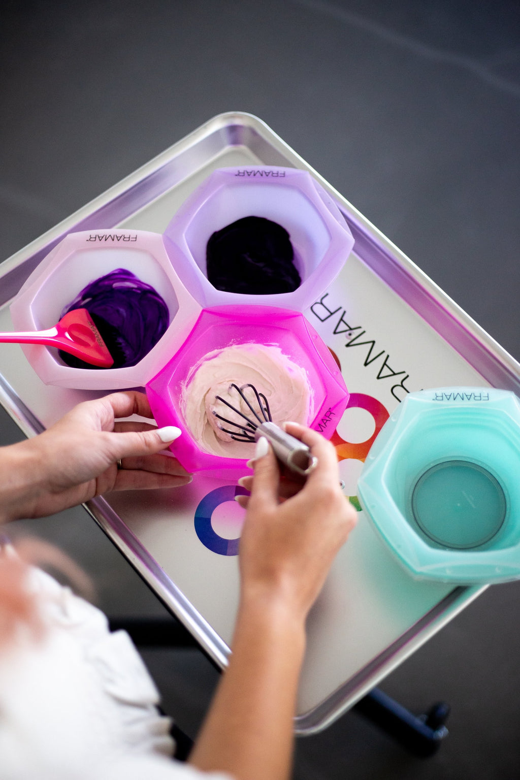Mezclador Framar Color Whisk | Batidor Antigrumos para Tinte - imagen 5